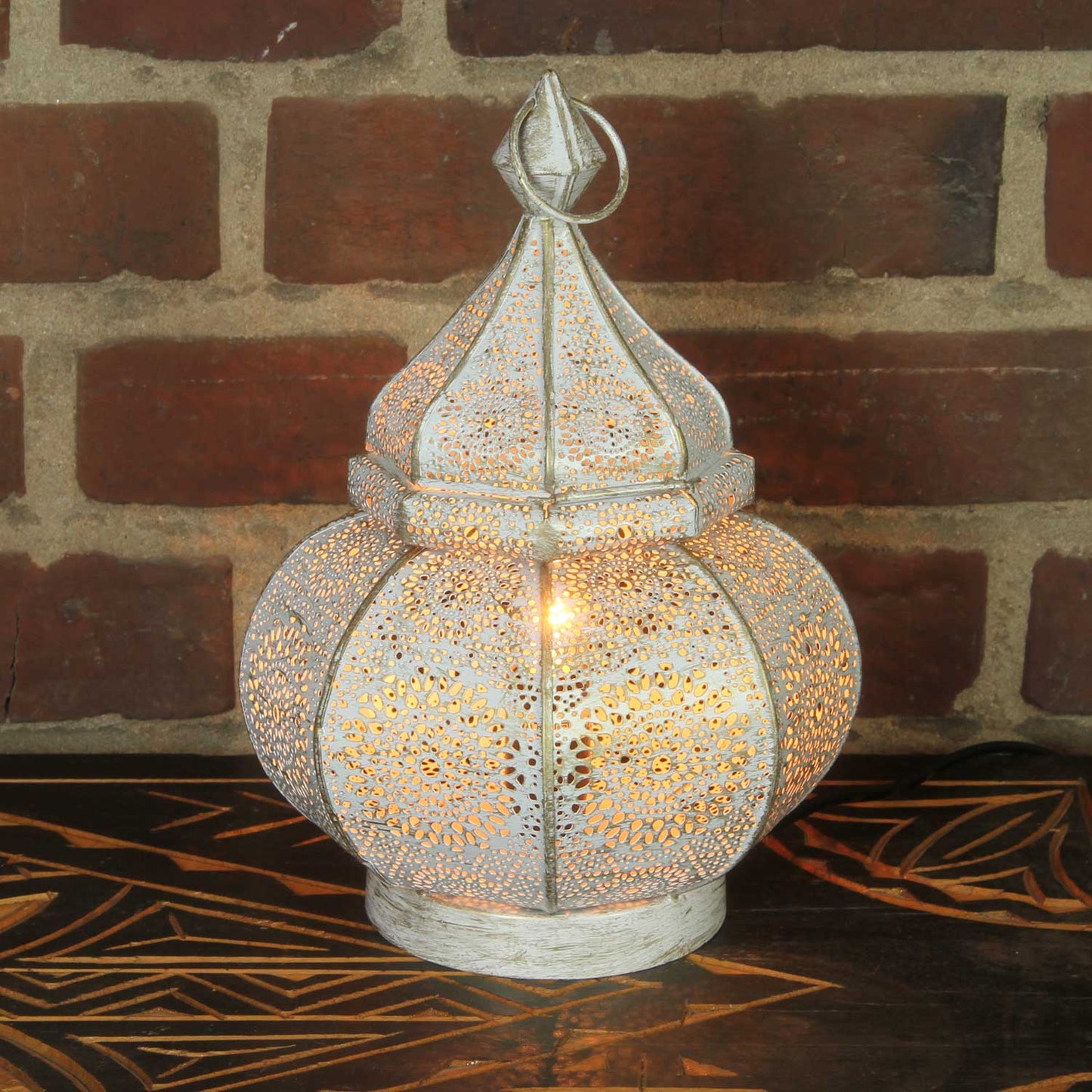 Oriental lantern- Alima table lamp candle holder