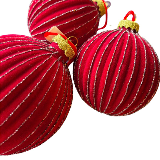 Xmas ball velvety burgundy  10 cm