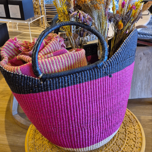 Dried Flower Bouquet by Distrikt