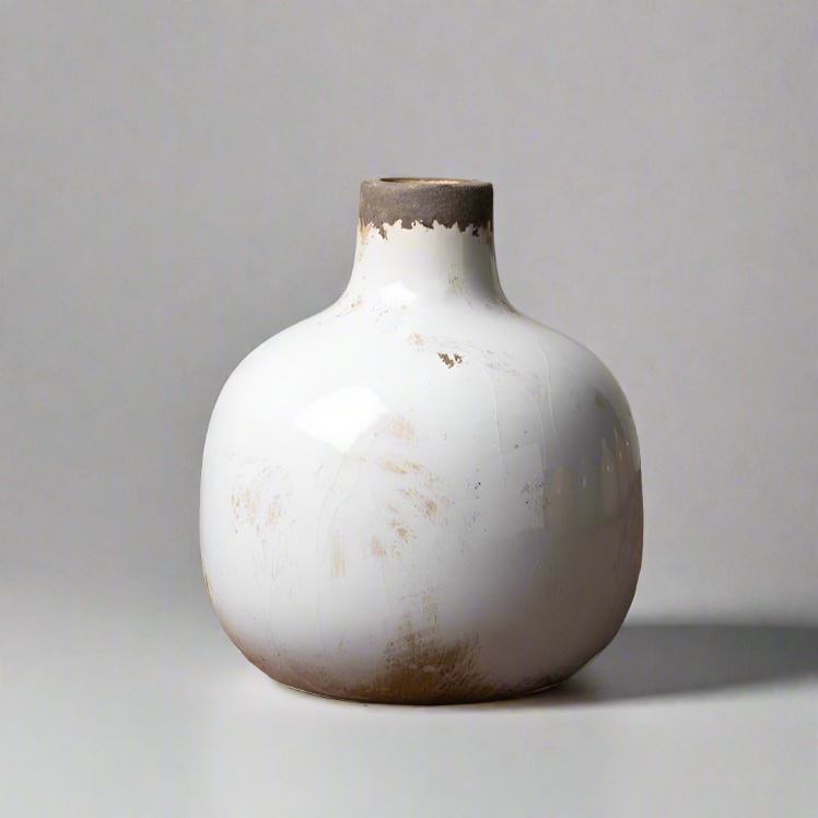 Ceramic vase white 15.5cm