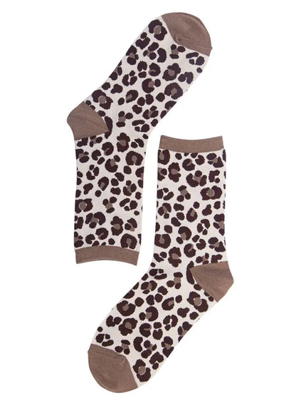 Bamboo ankle socks for Ladies. Depicting leopard print