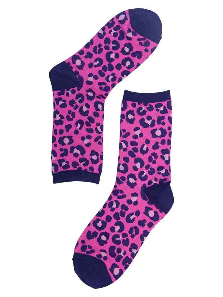 leopard print ladies bamboo ankle socks in pink